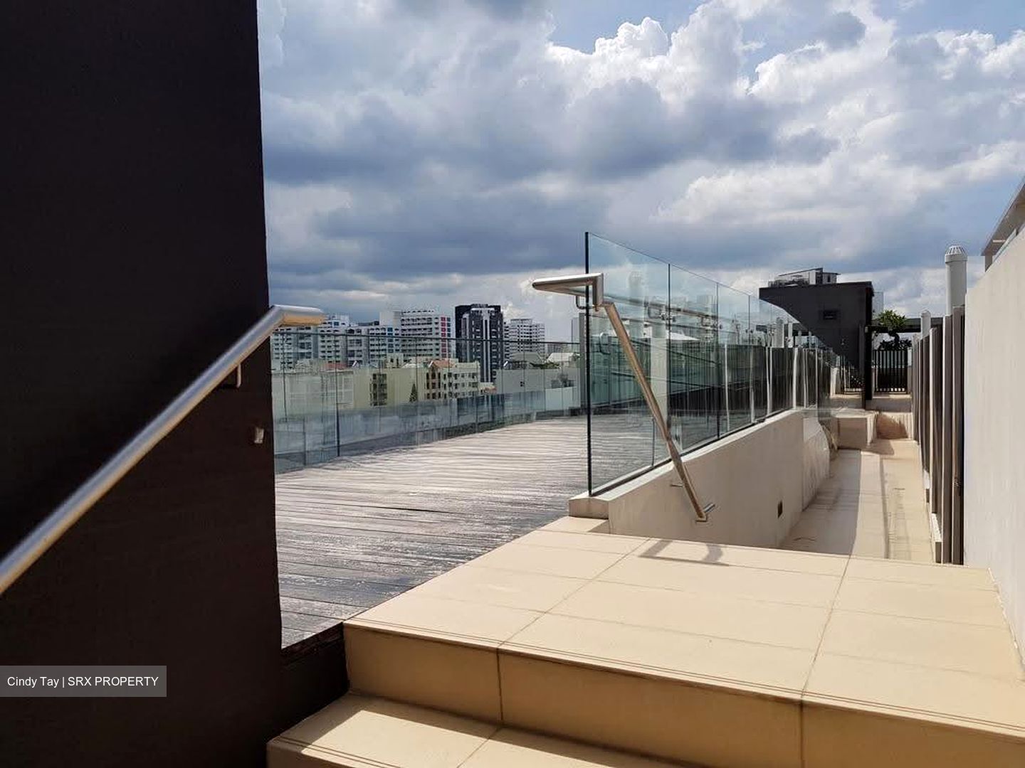 The Water Edge (D14), Apartment #623095571
